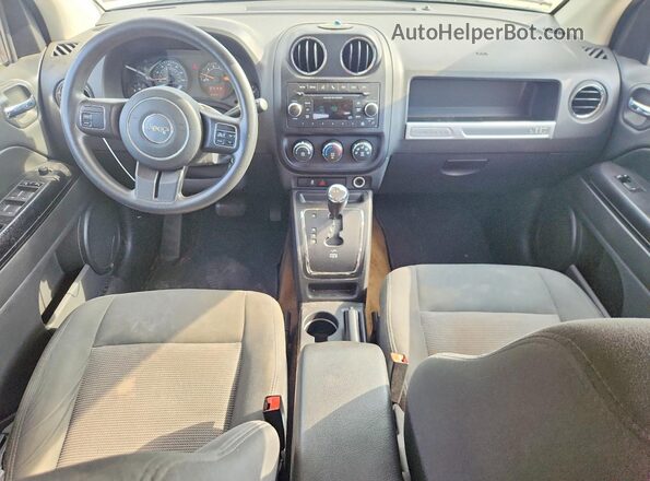 1C4NJDBB6GD626518 2016 JEEP COMPASS Silver Vista del salpicadero