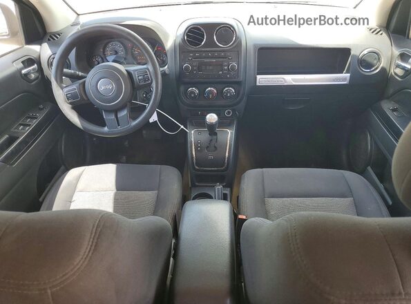 1C4NJDBB7GD713926 2016 JEEP COMPASS Charcoal Dashboard view