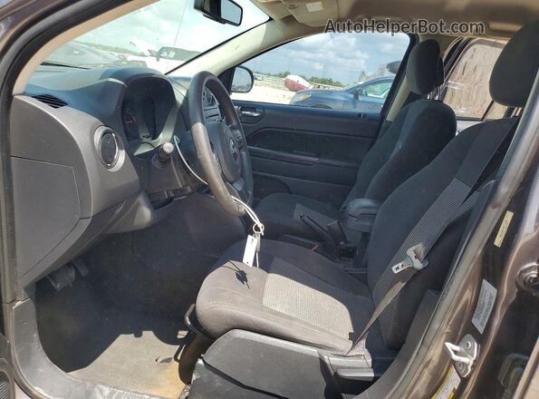 1C4NJDBB7GD713926 2016 JEEP COMPASS Charcoal Front interior view