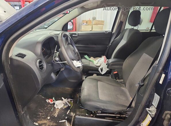 1C4NJDBB7HD151088 2017 JEEP COMPASS Blue Front interior view