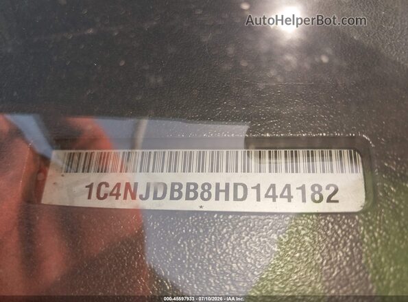1C4NJDBB8HD144182 2017 JEEP COMPASS Gray Widok komory silnika