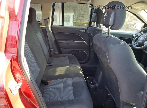 1C4NJDBBXGD509752 2016 JEEP COMPASS Maroon Հետևի նստատեղերի տեսք