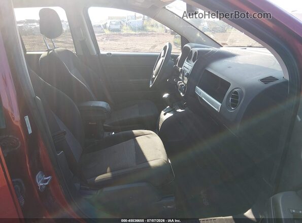 1C4NJDBBXGD520203 2016 JEEP COMPASS Maroon Вид салону спереду