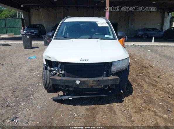 1C4NJDEB0GD759254 2016 JEEP COMPASS White Widok wnętrza z tyłu