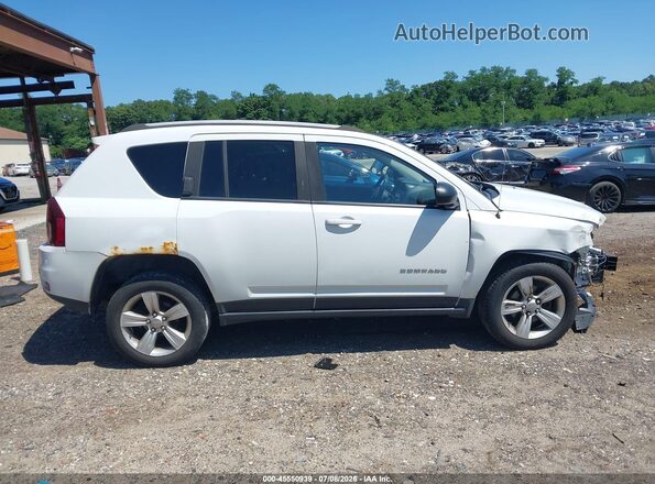 1C4NJDEB0GD759254 2016 JEEP COMPASS White Widok wnętrza 360 stopni