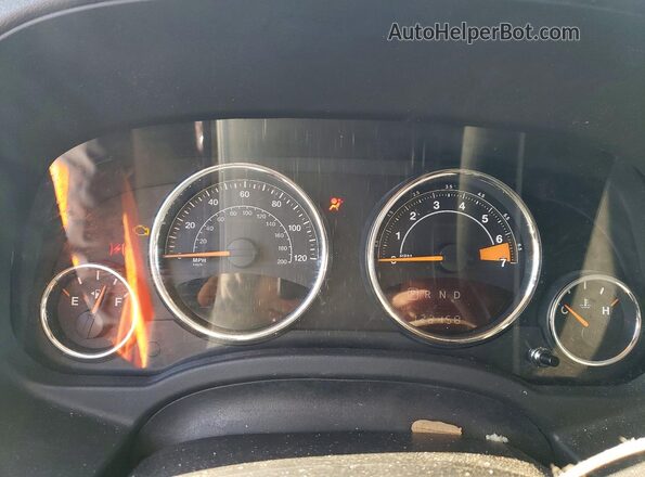 1C4NJDEB1GD747078 2016 JEEP COMPASS Белый Вид щитка приборов