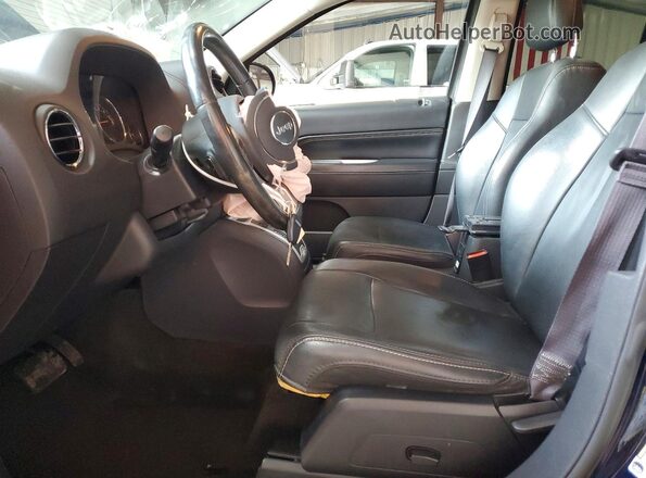 1C4NJDEB1GD765712 2016 JEEP COMPASS Blue Front interior view