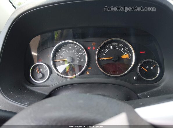 1C4NJDEB2GD684184 2016 JEEP COMPASS Gray Widok tylnych siedzeń