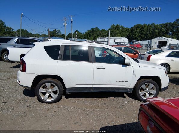 1C4NJDEB4HD191902 2017 JEEP COMPASS White Rear interior view