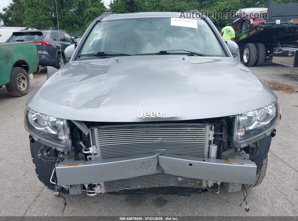 1C4NJDEB6GD709197 2016 JEEP COMPASS Silver Widok z przodu