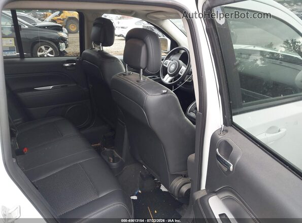 1C4NJDEB6HD110625 2017 JEEP COMPASS White VIN կոդի պիտակի տեսք