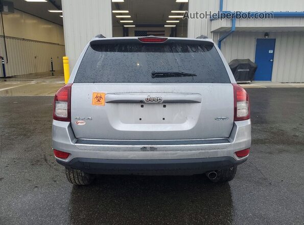 1C4NJDEB6HD193599 2017 JEEP COMPASS Silver Widok z tyłu