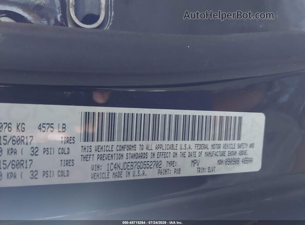 1C4NJDEB7GD552702 2016 JEEP COMPASS Black Engine compartment view