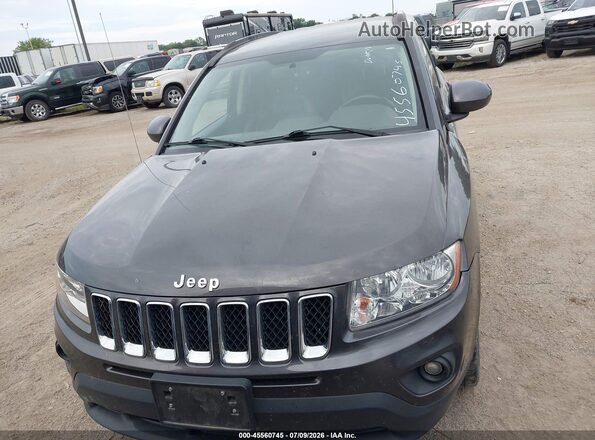 1C4NJDEB8HD191644 2017 JEEP COMPASS Gray Rear interior view