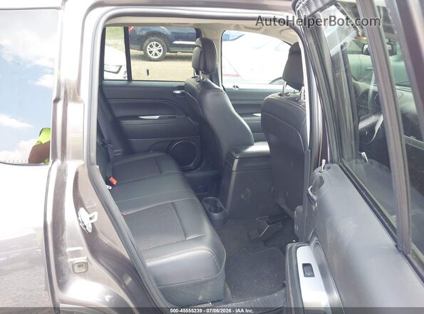 1C4NJDEBXGD650879 2016 JEEP COMPASS Gray Vista de la etiqueta del VIN