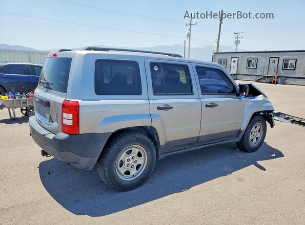 1C4NJPBA0GD763897 2016 JEEP PATRIOT Серебряный Задняя правая четверть