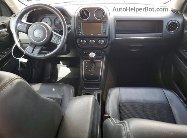 1C4NJPBA0HD132228 2017 JEEP PATRIOT Silver Dashboard view