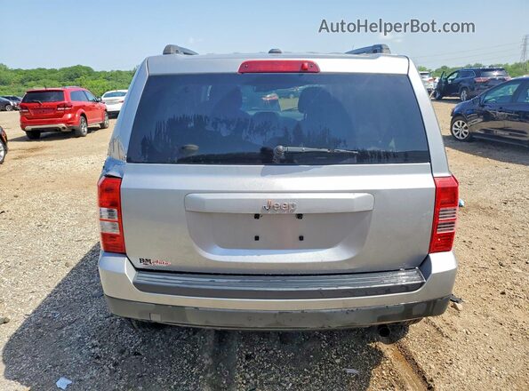 1C4NJPBA1GD532751 2016 JEEP PATRIOT Silver უკანა ხედი
