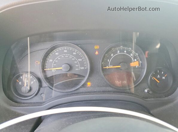 1C4NJPBA1GD532751 2016 JEEP PATRIOT Silver ხელსაწყოთა პანელის ხედი