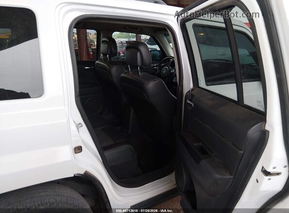1C4NJPBA1GD601518 2016 JEEP PATRIOT White VIN კოდის სტიკერის ხედი