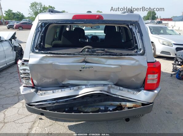 1C4NJPBA1GD642683 2016 JEEP PATRIOT Silver Front view