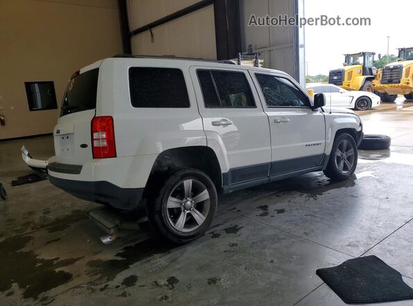 1C4NJPBA3GD602976 2016 JEEP PATRIOT Белый Задняя правая четверть
