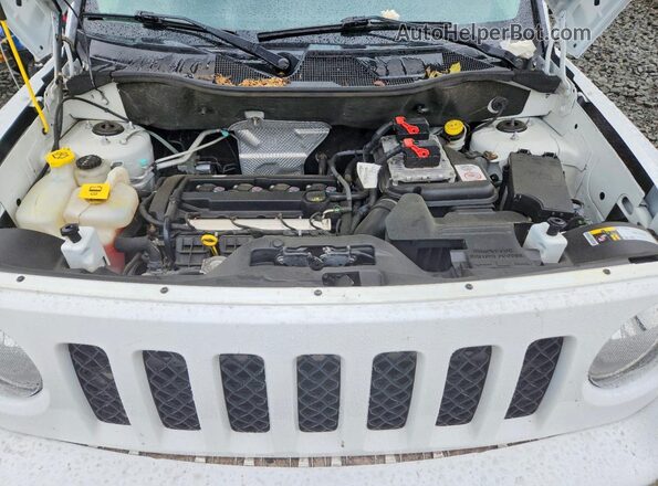 1C4NJPBA3HD140968 2017 JEEP PATRIOT White Սալոնի հետևի տեսք