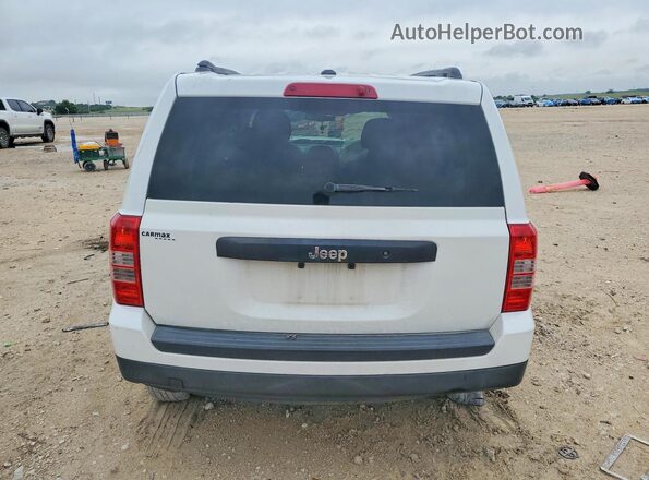1C4NJPBA5HD166259 2017 JEEP PATRIOT White უკანა ხედი