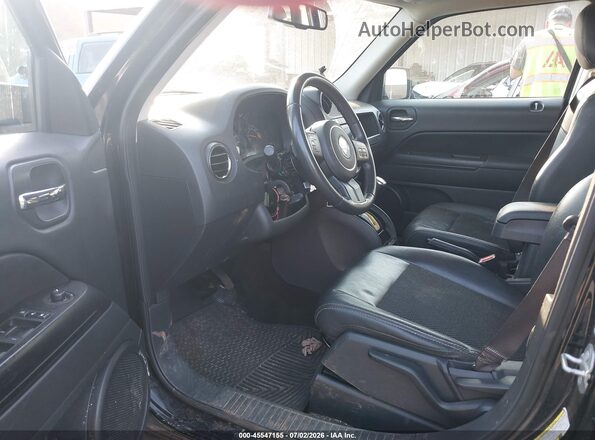 1C4NJPBA6GD601658 2016 JEEP PATRIOT Black Front interior view