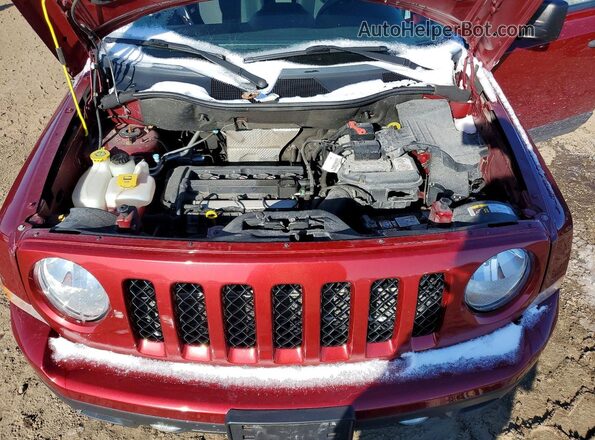 1C4NJPBA6GD748336 2016 JEEP PATRIOT Red Widok wnętrza z tyłu