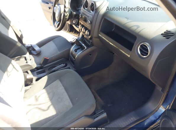 1C4NJPBA6HD102425 2017 JEEP PATRIOT Синий Вид салона спереди