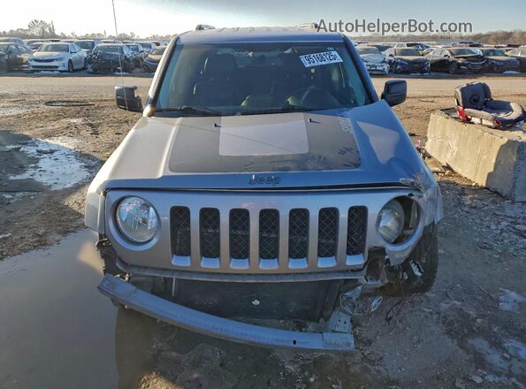 1C4NJPBA7GD602530 2016 JEEP PATRIOT Gray Front view
