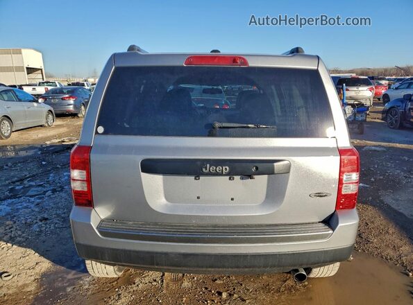 1C4NJPBA7GD602530 2016 JEEP PATRIOT Gray Rear view