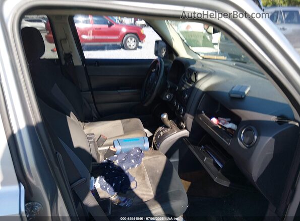 1C4NJPBA7GD678393 2016 JEEP PATRIOT Silver წინა სალონის ხედი