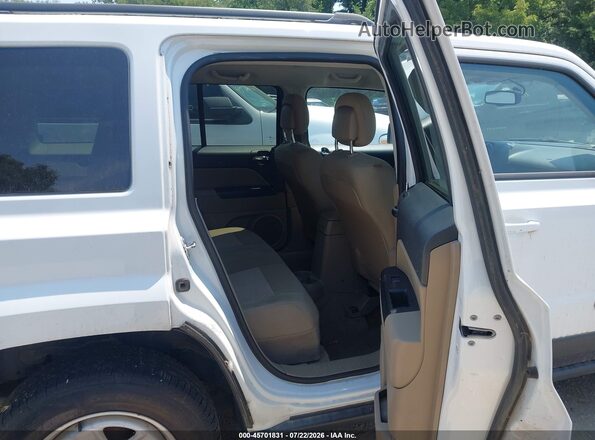 1C4NJPBA7GD769390 2016 JEEP PATRIOT White VIN կոդի պիտակի տեսք