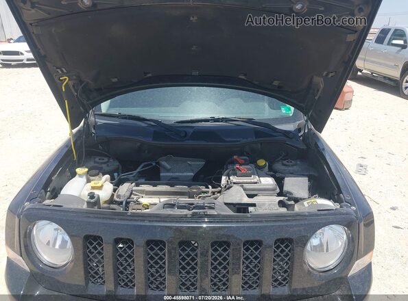 1C4NJPBA8GD807676 2016 JEEP PATRIOT Black Rear view