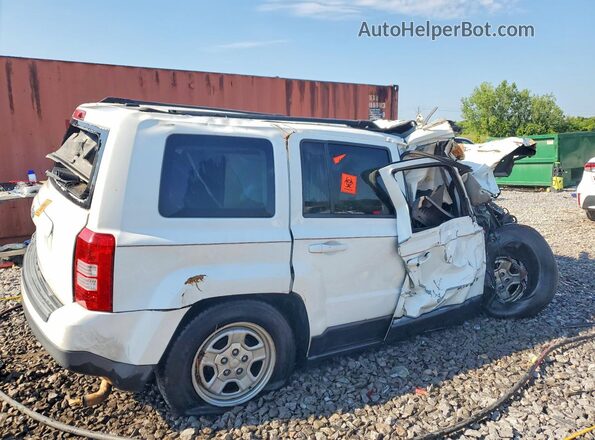1C4NJPBA9HD141168 2017 JEEP PATRIOT White Tył prawy