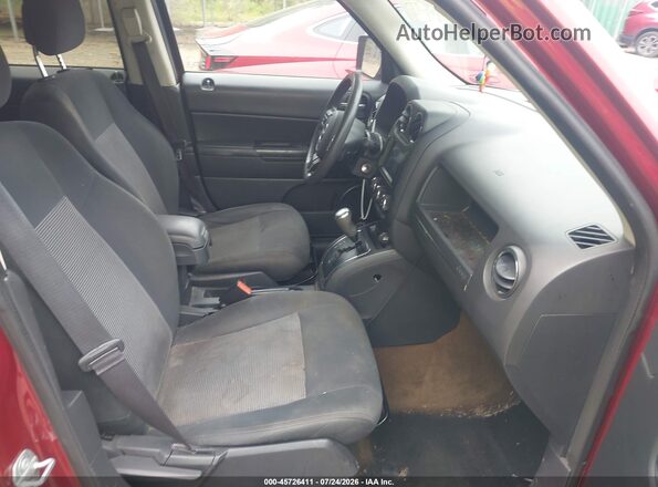 1C4NJPBB0GD698882 2016 JEEP PATRIOT Красный Вид салона спереди