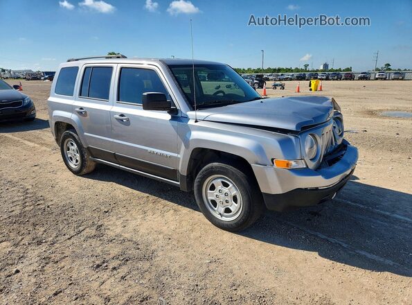 1C4NJPBB2HD120963 2017 JEEP PATRIOT Серебряный Передняя правая четверть