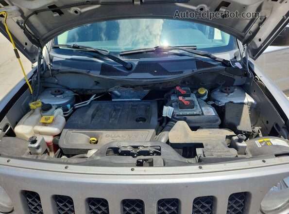 1C4NJPBB3GD738596 2016 JEEP PATRIOT Silver Շարժիչի բաժամունքի տեսք