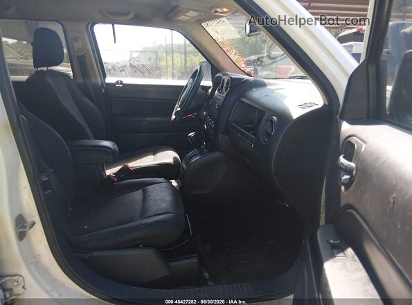 1C4NJPBB6GD548615 2016 JEEP PATRIOT White წინა სალონის ხედი