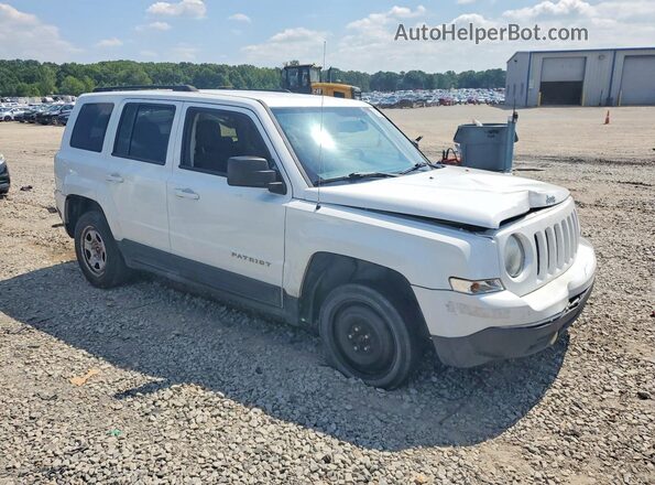 1C4NJPBB6GD770622 2016 JEEP PATRIOT White Front right