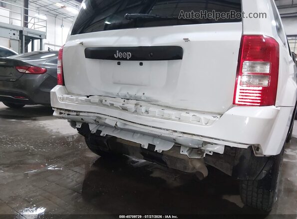 1C4NJPBB6GD804056 2016 JEEP PATRIOT White 