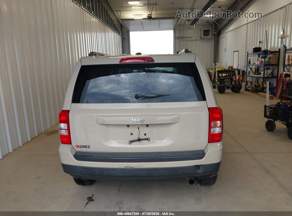 1C4NJPBB9GD760540 2016 JEEP PATRIOT Brown 