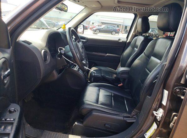 1C4NJPFA0HD209285 2017 JEEP PATRIOT Gray Widok wnętrza z przodu