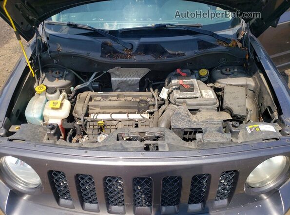1C4NJPFA0HD209285 2017 JEEP PATRIOT Gray Widok komory silnika