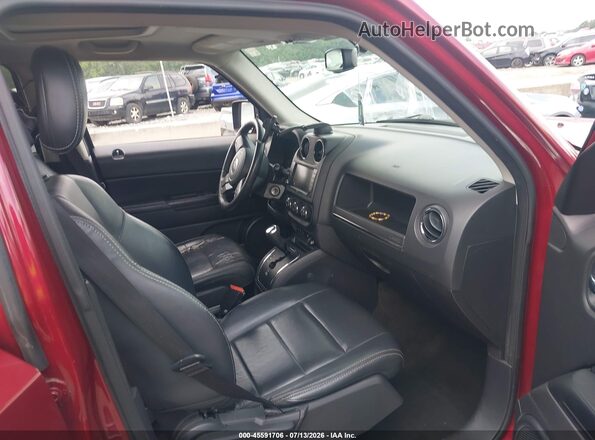 1C4NJPFA3GD562473 2016 JEEP PATRIOT Red Front interior view
