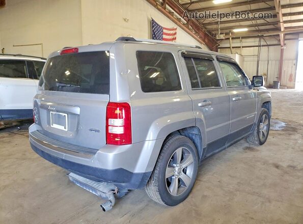 1C4NJPFA3HD188237 2017 JEEP PATRIOT Silver Trasero derecho