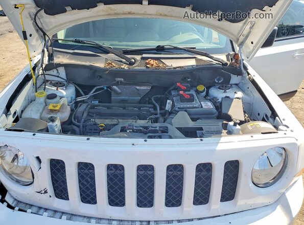 1C4NJPFA4GD562501 2016 JEEP PATRIOT White Вид підкапотного простору