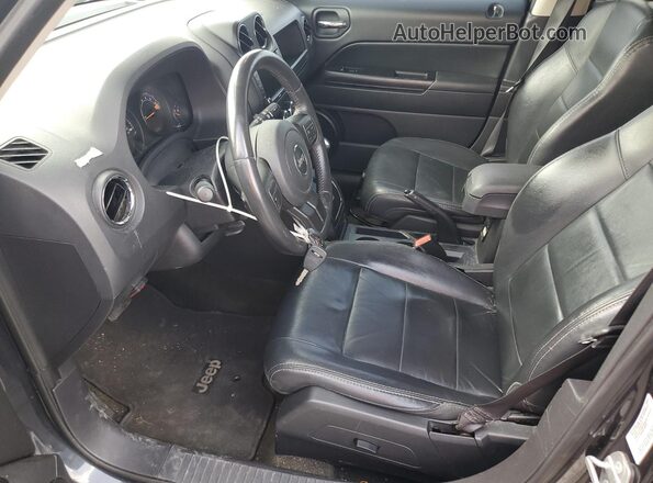 1C4NJPFA4GD589648 2016 JEEP PATRIOT Gray Front interior view